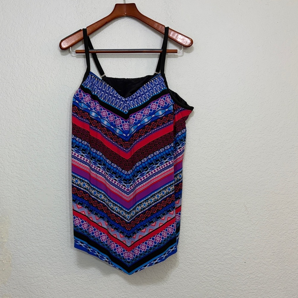 Trimshaper Hank Longline Tessellated Tankini Swim
Top